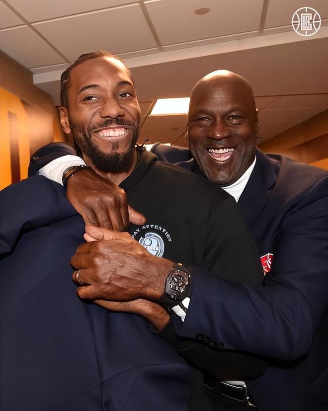 里夫斯缺战一周！斯玛特：我们失去了一个重要的进攻威胁点（里夫斯伤停一周，斯玛特直言：球队失去关键进攻火力点）