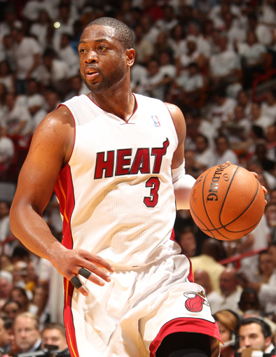 科莫0-0卡利亚里，平分秋色（科莫与卡利亚里0-0握手言和）