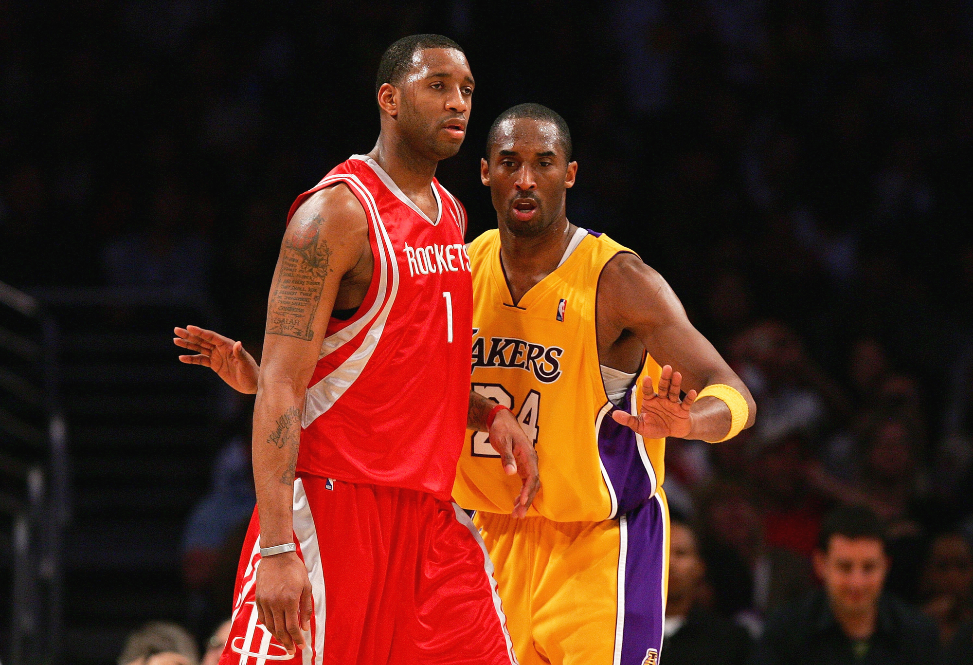 可圈可点！吉迪半场9中4拿到13分4板 三分7中3（吉迪半场发挥出色：13分4篮板，投篮9中4、三分7中3）