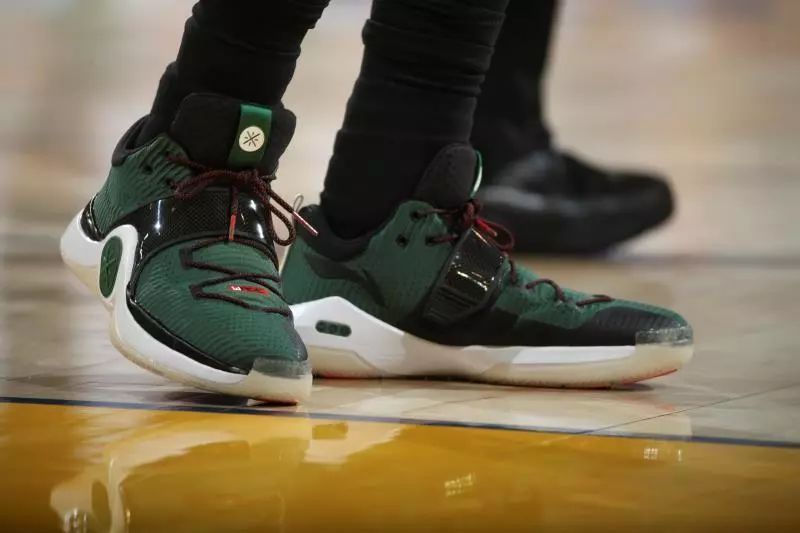 拉波尔塔：不惊讶哈维给丰特站台；老佛爷是个体面人，宠辱不惊（拉波尔塔：哈维力挺丰特不意外；弗洛伦蒂诺为人体面、处变不惊）